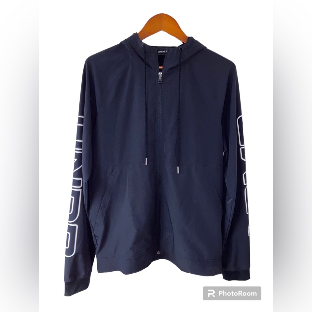 Under Armor Men’s Large Full-Zip Hoodie With Pockets / Logo Sleeves and Hood